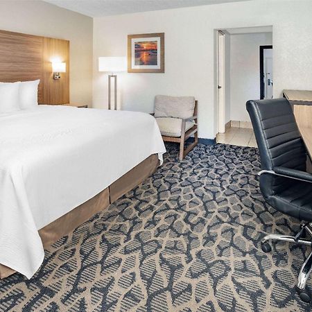 Ramada By Wyndham West Atlantic City Egg Harbor Township Extérieur photo