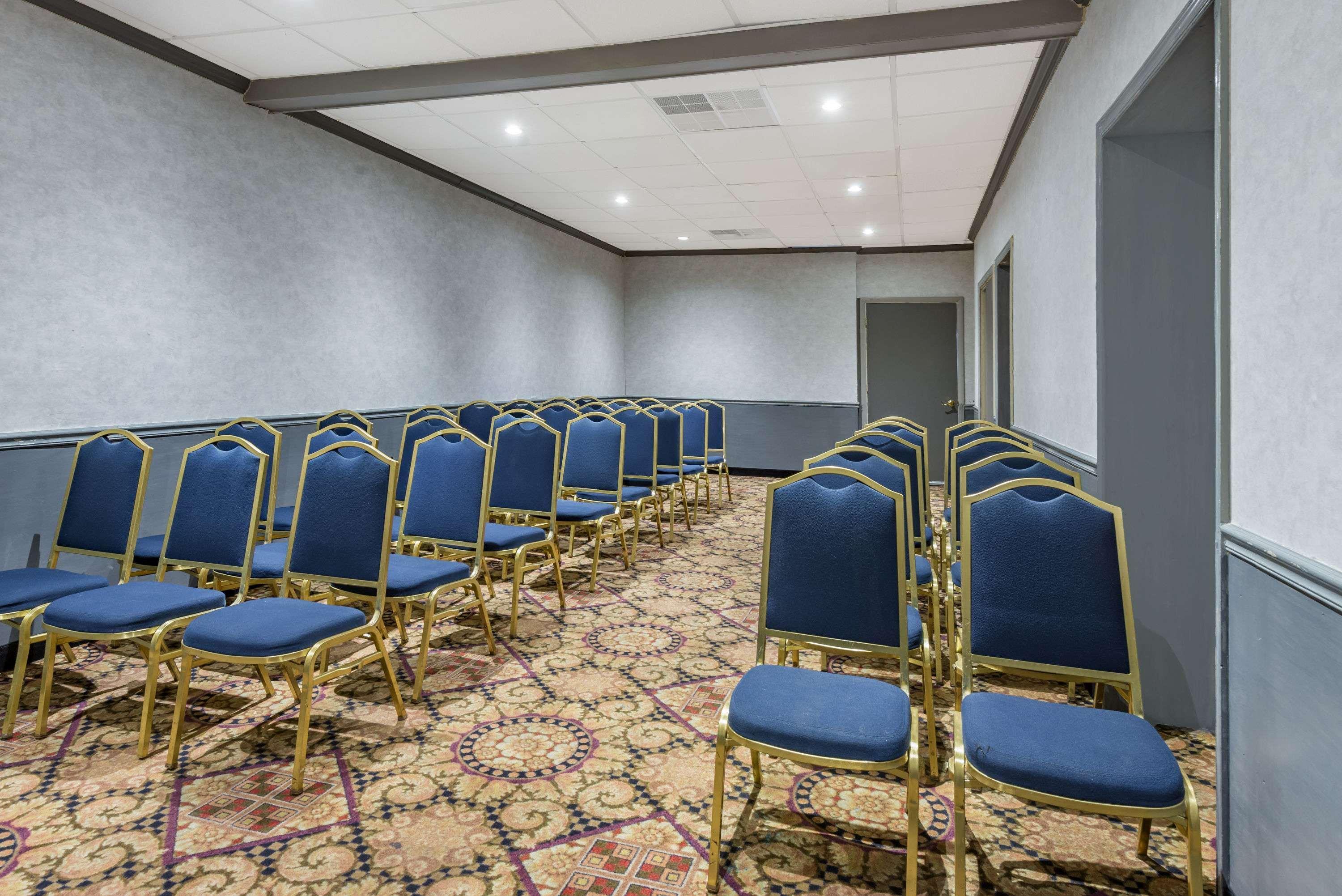 Ramada By Wyndham West Atlantic City Egg Harbor Township Extérieur photo
