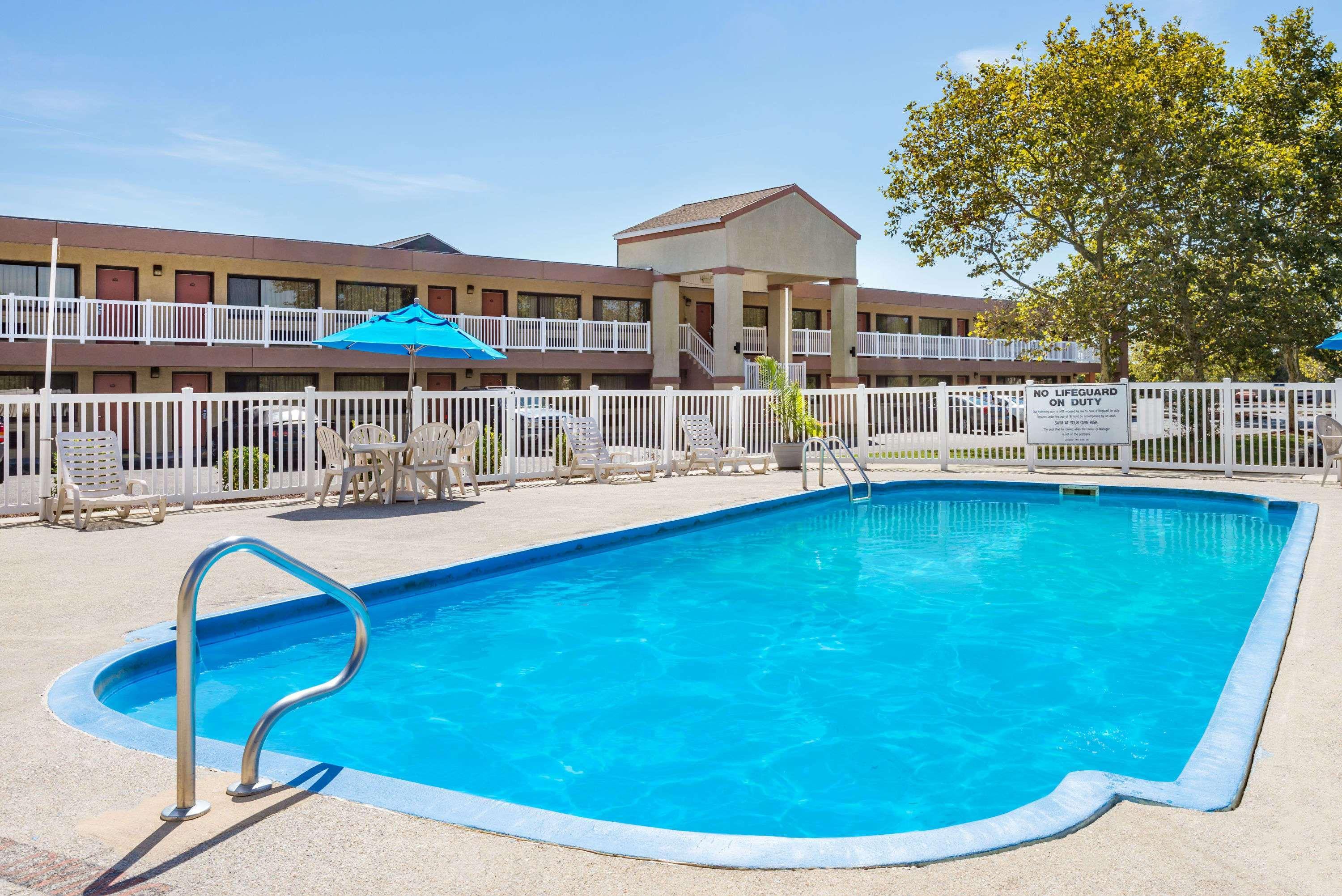 Ramada By Wyndham West Atlantic City Egg Harbor Township Extérieur photo