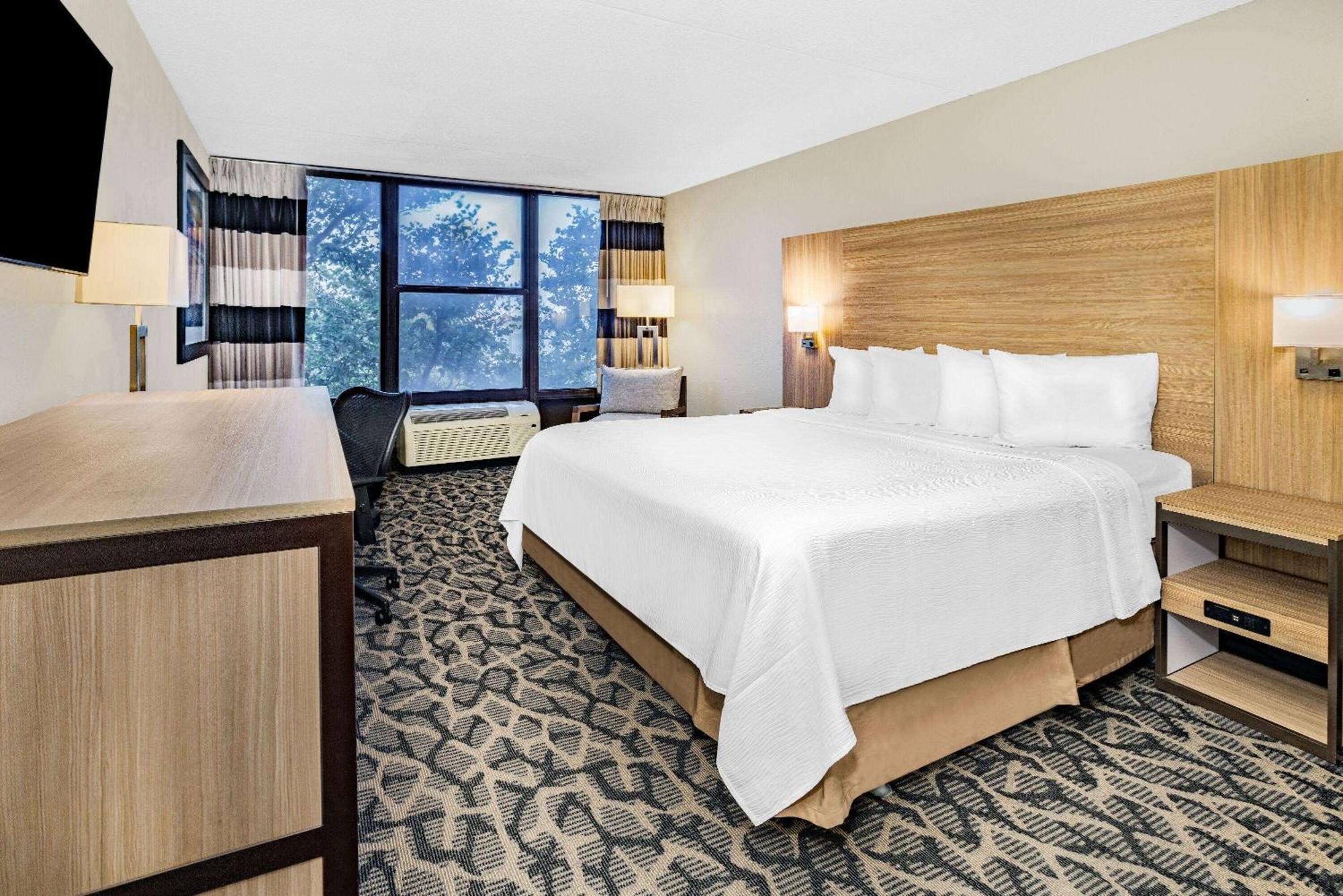 Ramada By Wyndham West Atlantic City Egg Harbor Township Extérieur photo
